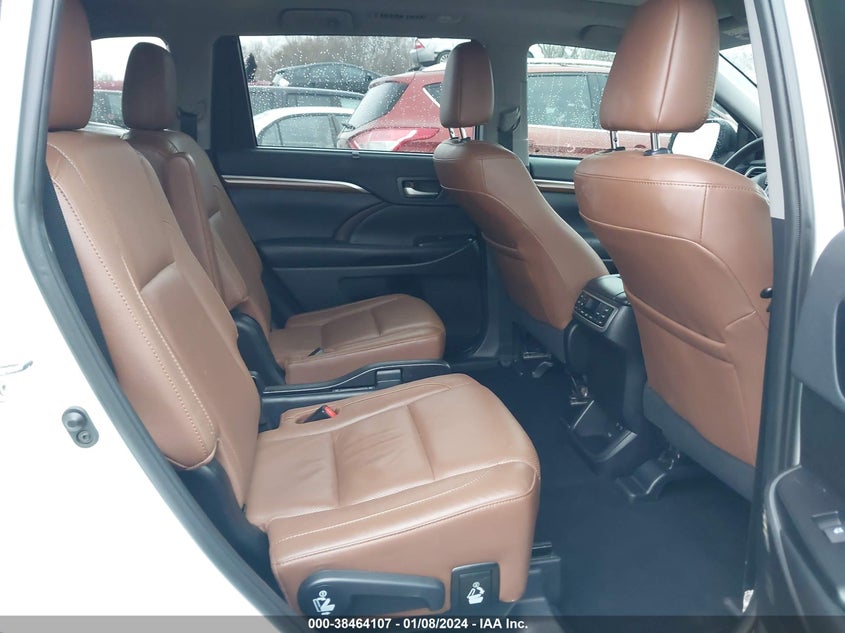 2019 TOYOTA HIGHLANDER VIN: 5TDDZRFH3KS701463