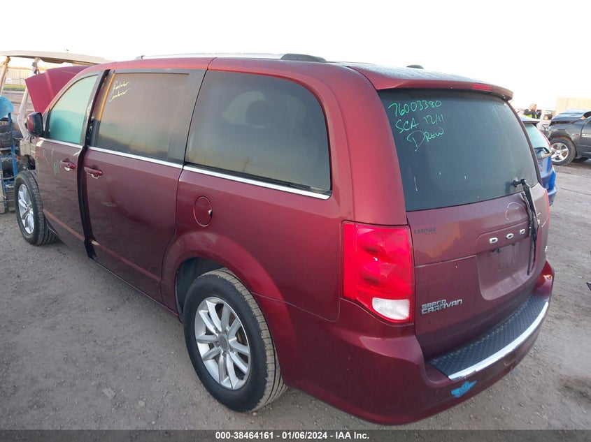 VIN 2C4RDGCGXJR178955 2018 DODGE GRAND CARAVAN SXT