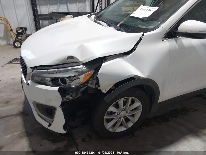 2017 KIA SORENTO LX/L - 5XYPG4A54HG191570