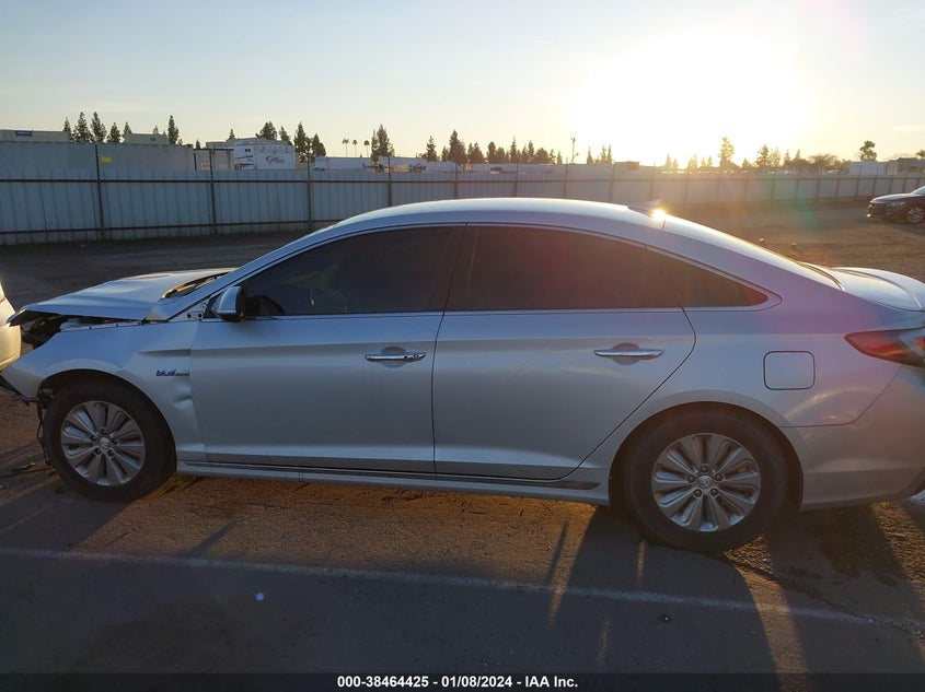 VIN KMHE24L19HA043605 2017 HYUNDAI SONATA HYBRID SE