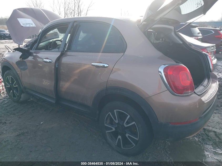 VIN ZFBCFYAB0HP607449 2017 FIAT 500X POP