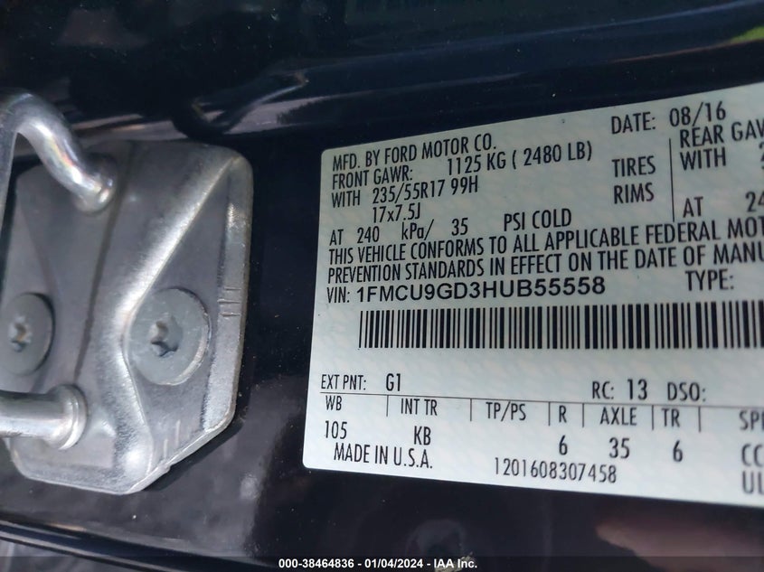 VIN 1FMCU9GD3HUB55558 2017 FORD ESCAPE SE