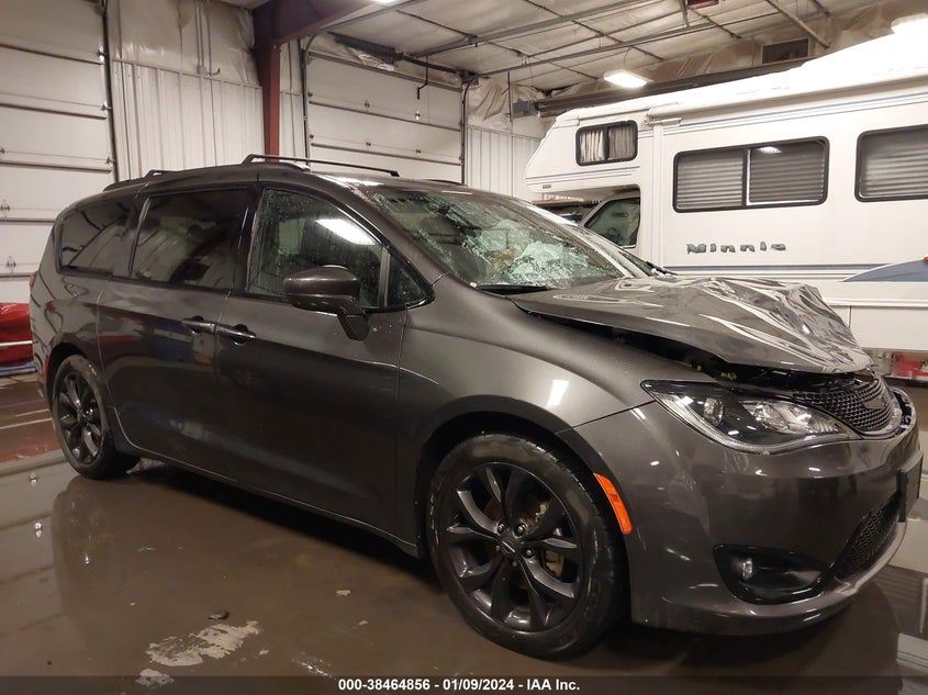 VIN 2C4RC1BG4LR232822 2020 CHRYSLER PACIFICA TOURING L