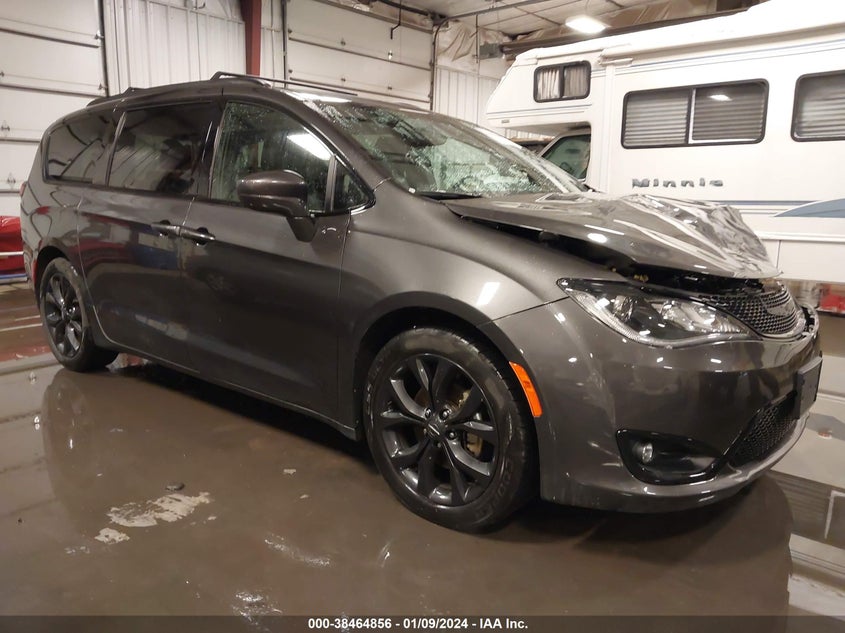 VIN 2C4RC1BG4LR232822 2020 CHRYSLER PACIFICA TOURING L