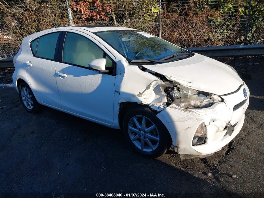 2013 TOYOTA PRIUS C - JTDKDTB36D1057664