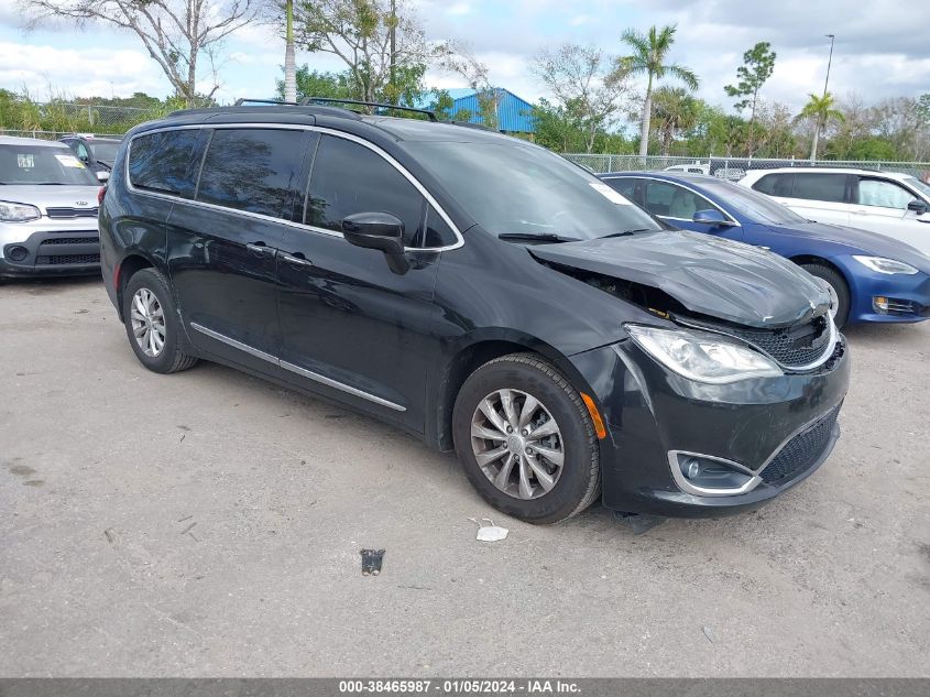 2C4RC1BG2HR810763 2017 CHRYSLER PACIFICA, photo no. 1