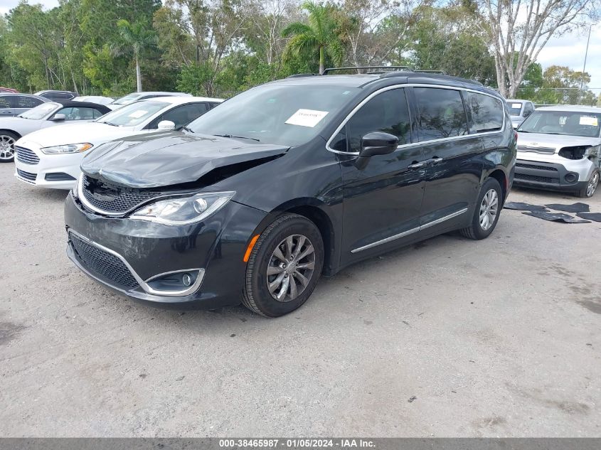 2C4RC1BG2HR810763 2017 CHRYSLER PACIFICA, photo no. 2