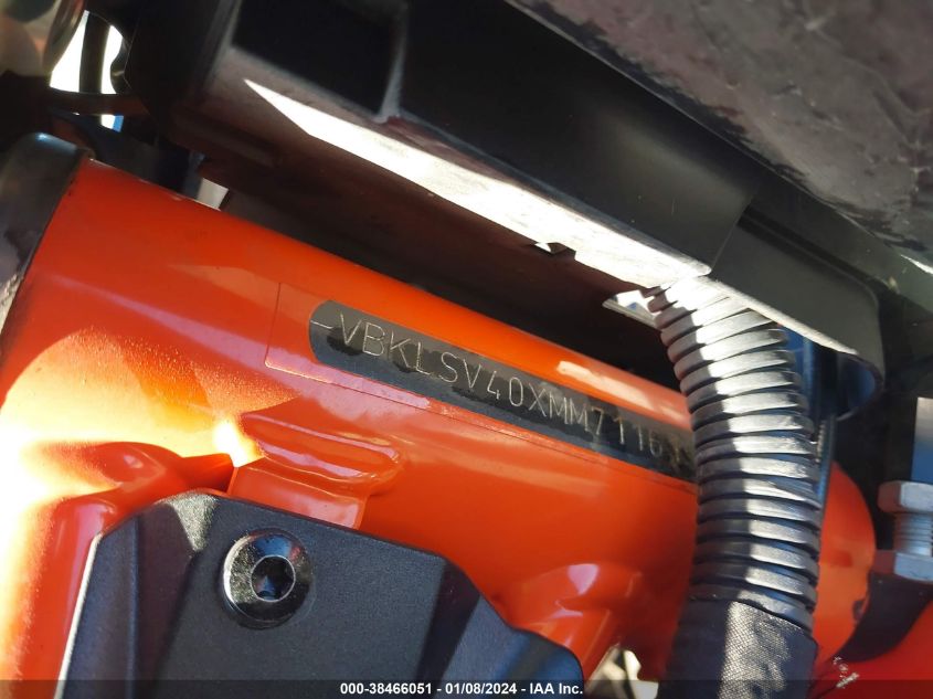2021 KTM 690 SMC R VBKLSV40XMM711619