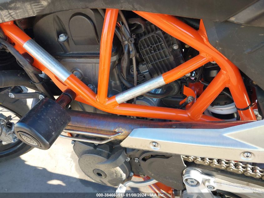 2021 KTM 690 SMC R VBKLSV40XMM711619