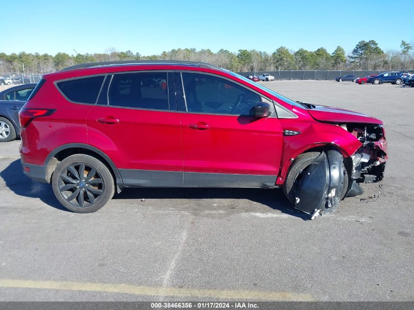 2019 FORD ESCAPE SE - 1FMCU0GDXKUB47783