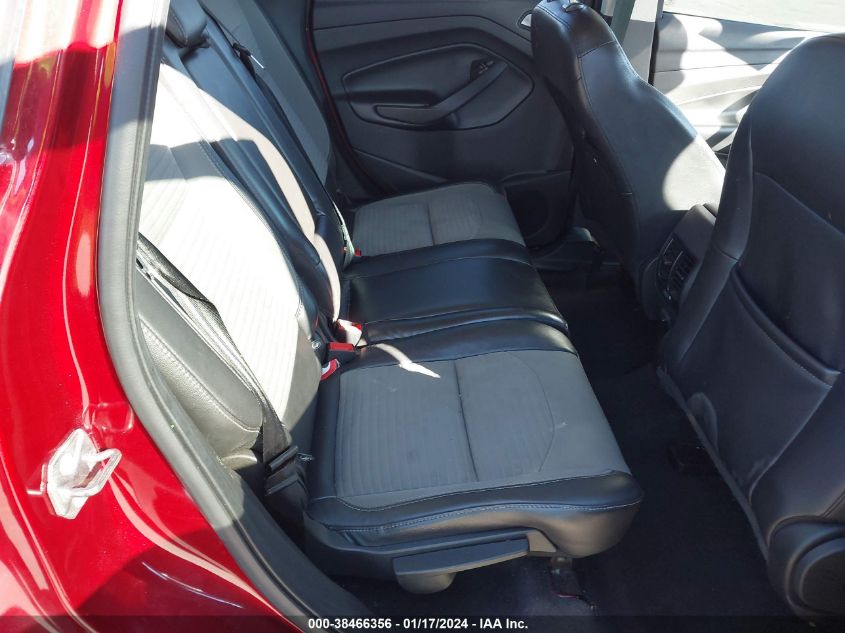 2019 FORD ESCAPE SE - 1FMCU0GDXKUB47783