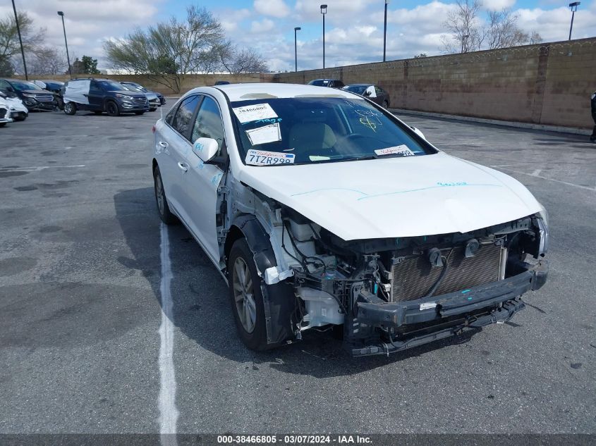 2015 HYUNDAI SONATA SE - 5NPE24AF5FH122598