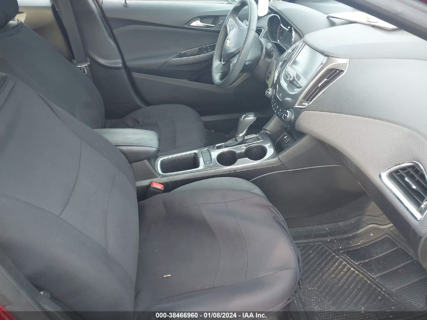 2018 CHEVROLET CRUZE LT - 1G1BE5SM3J7178851