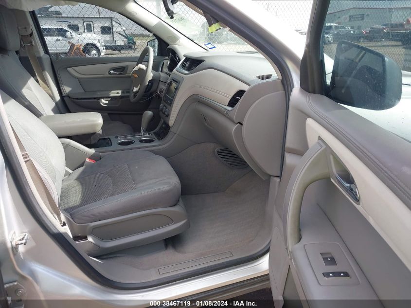 2015 CHEVROLET TRAVERSE LS - 1GNKRFED1FJ372065