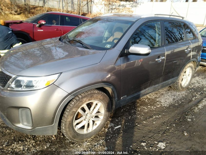 2015 KIA SORENTO LX V6 - 5XYKTDA7XFG601633