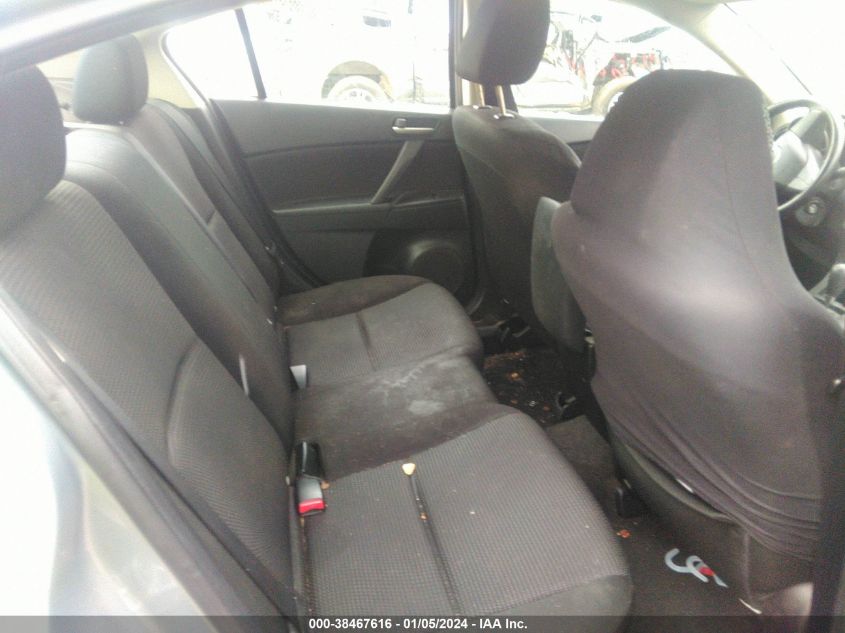 2013 MAZDA MAZDA3 I SV - JM1BL1TG8D1748056