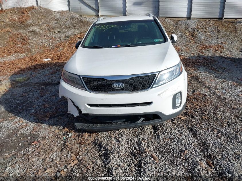 2015 KIA SORENTO LX - 5XYKTCA68FG604354