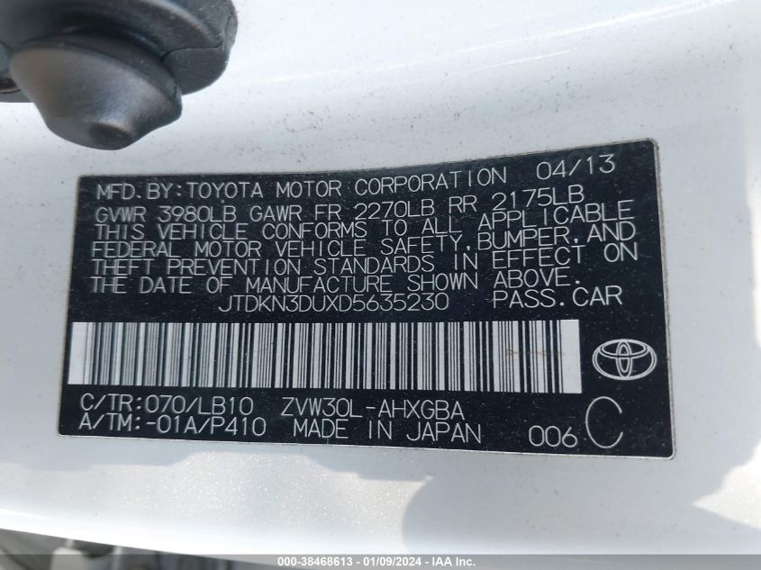 2013 TOYOTA PRIUS FOUR - JTDKN3DUXD5635230