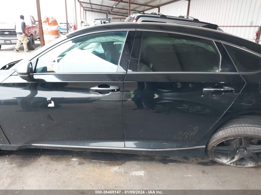 VIN 1HGCV2F97KA024309 2019 HONDA ACCORD TOURING