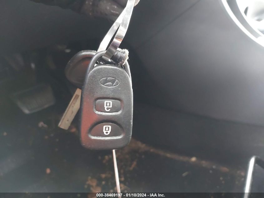 2013 HYUNDAI ACCENT GS - KMHCT5AE2DU125605