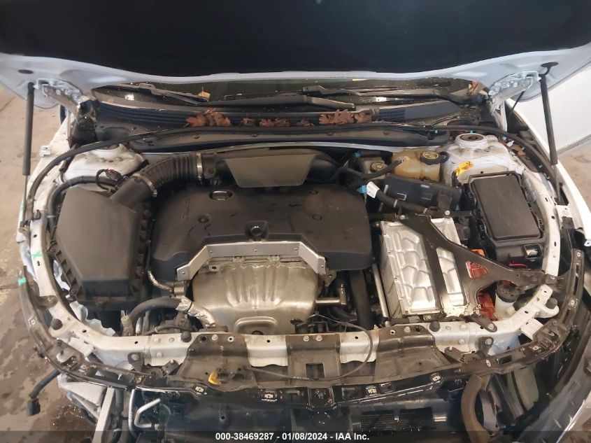 2018 BUICK LACROSSE ESSENCE - 1G4ZP5SZ4JU136617