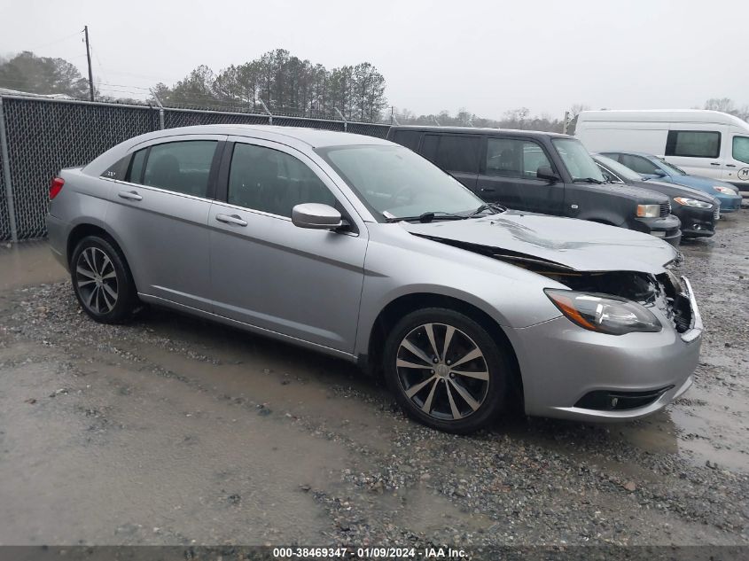 2013 CHRYSLER 200 TOURING - 1C3CCBBB1DN525418