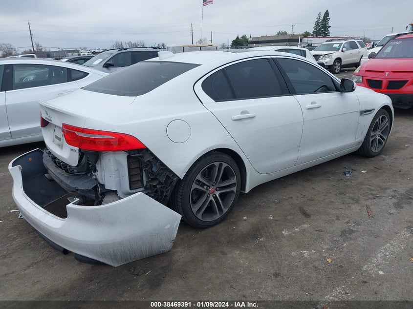 VIN SAJAD4BV1HA960346 2017 JAGUAR XE PREMIUM