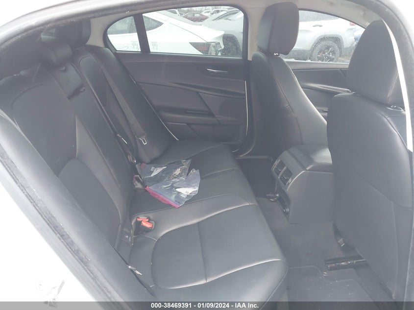 VIN SAJAD4BV1HA960346 2017 JAGUAR XE PREMIUM