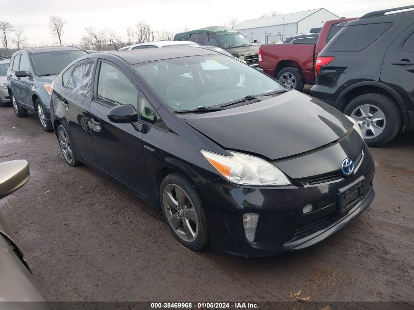 2013 TOYOTA PRIUS THREE SE - JTDKN3DU8D5572807