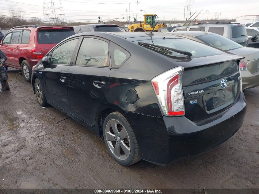 2013 TOYOTA PRIUS THREE SE - JTDKN3DU8D5572807