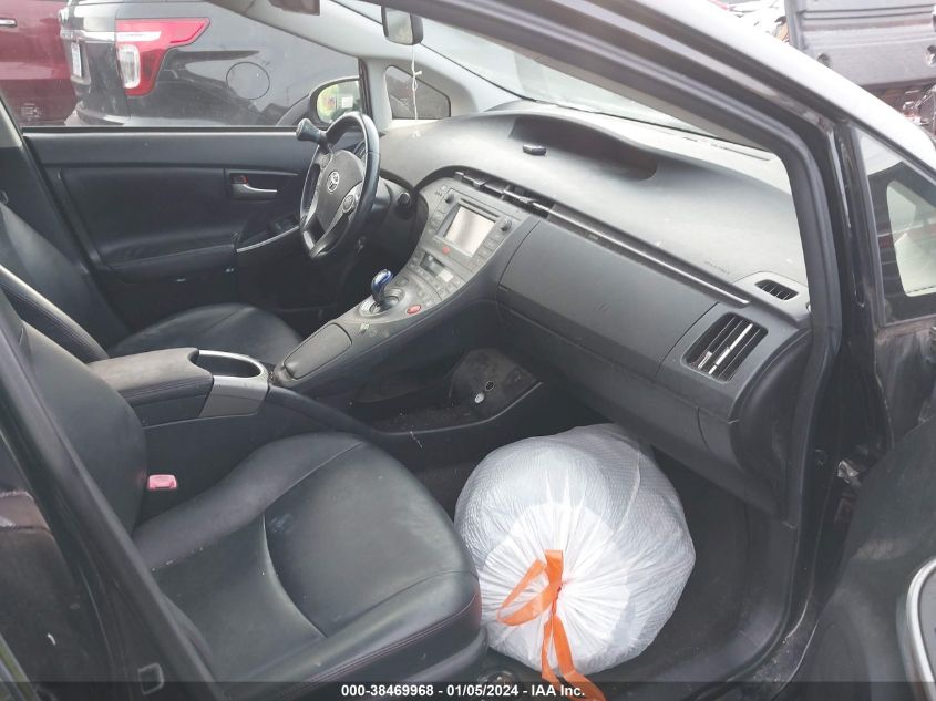 2013 TOYOTA PRIUS THREE SE - JTDKN3DU8D5572807
