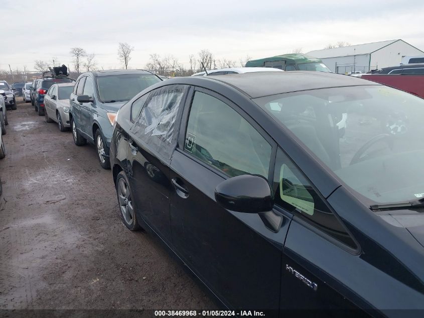 2013 TOYOTA PRIUS THREE SE - JTDKN3DU8D5572807