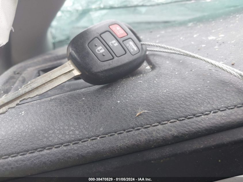 2016 TOYOTA COROLLA LE - 5YFBURHE2GP503319