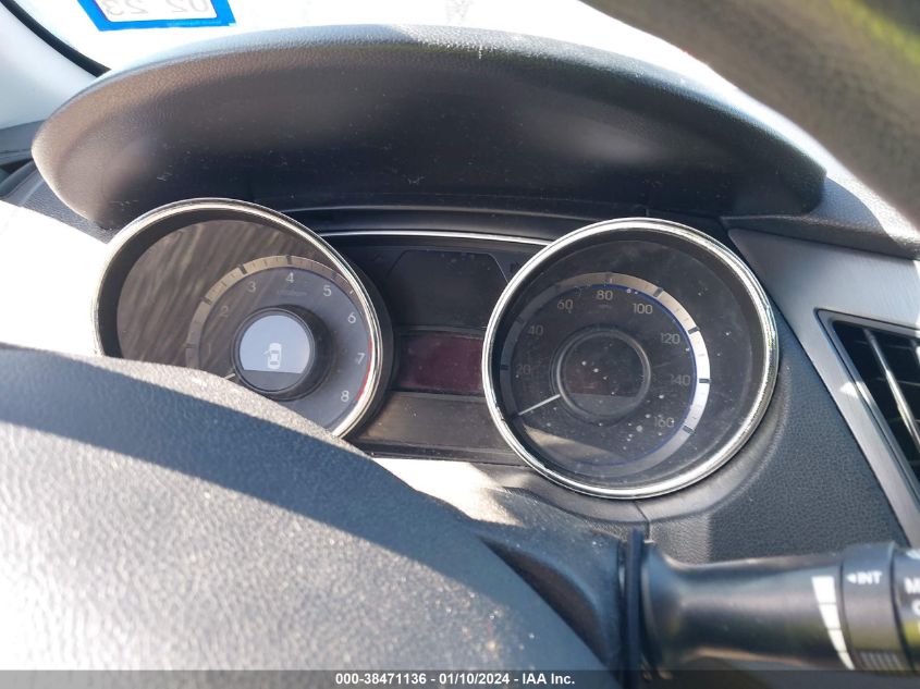 2014 HYUNDAI SONATA GLS - 5NPEB4AC0EH908894