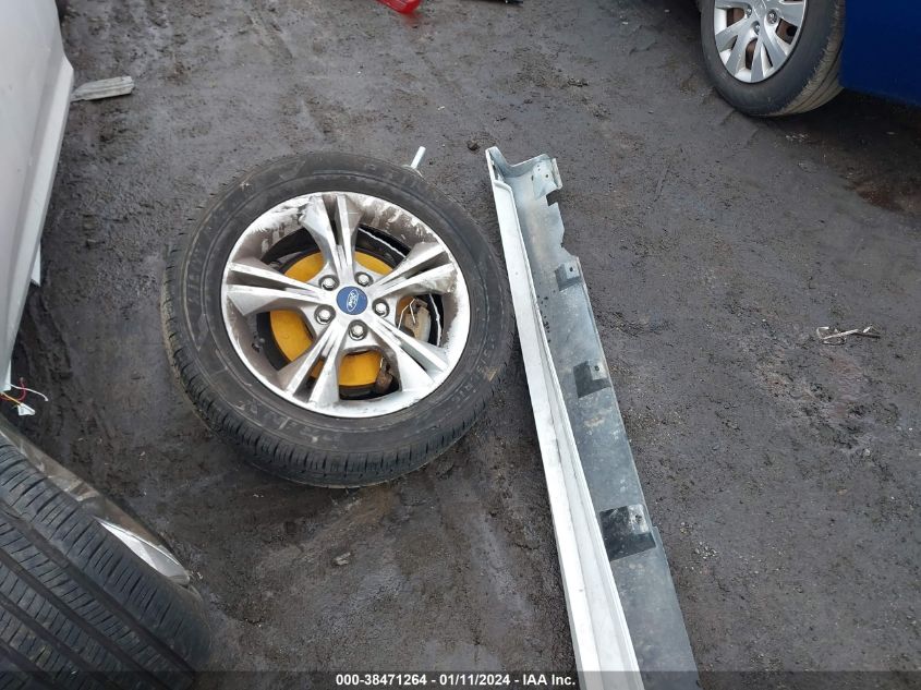 2015 FORD FOCUS SE - 1FADP3F25FL321116