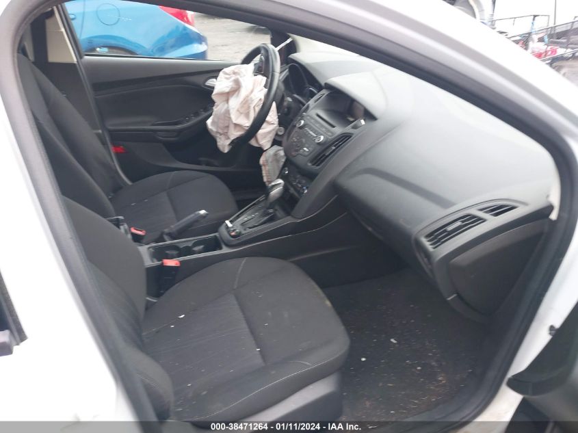 2015 FORD FOCUS SE - 1FADP3F25FL321116