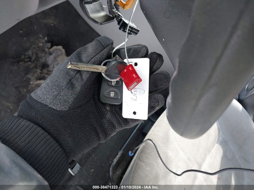 2013 HYUNDAI ACCENT GLS/GS - KMHCT4AE5DU460724