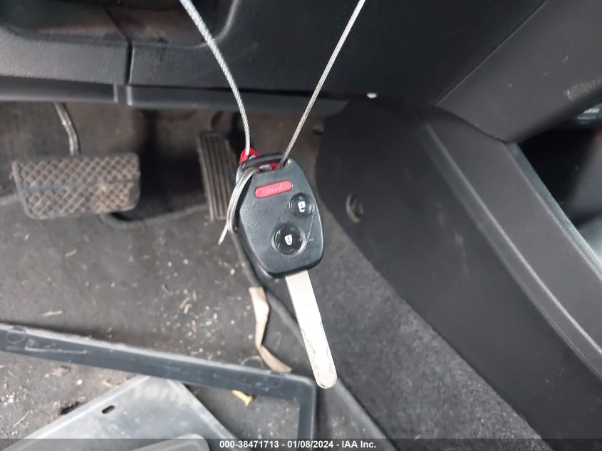 2013 HONDA FIT - JHMGE8H37DC001226