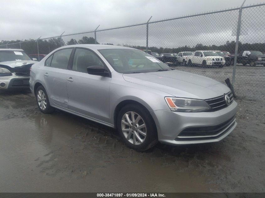 2015 VOLKSWAGEN JETTA SE - 3VWD17AJ6FM232281