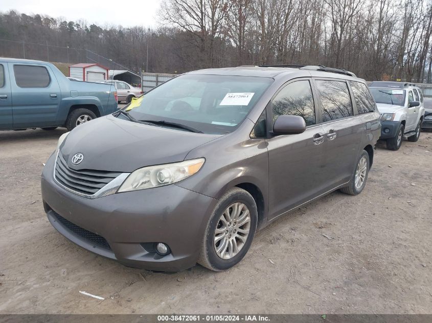 5TDYK3DC7CS241476 2012 TOYOTA SIENNA, photo no. 2