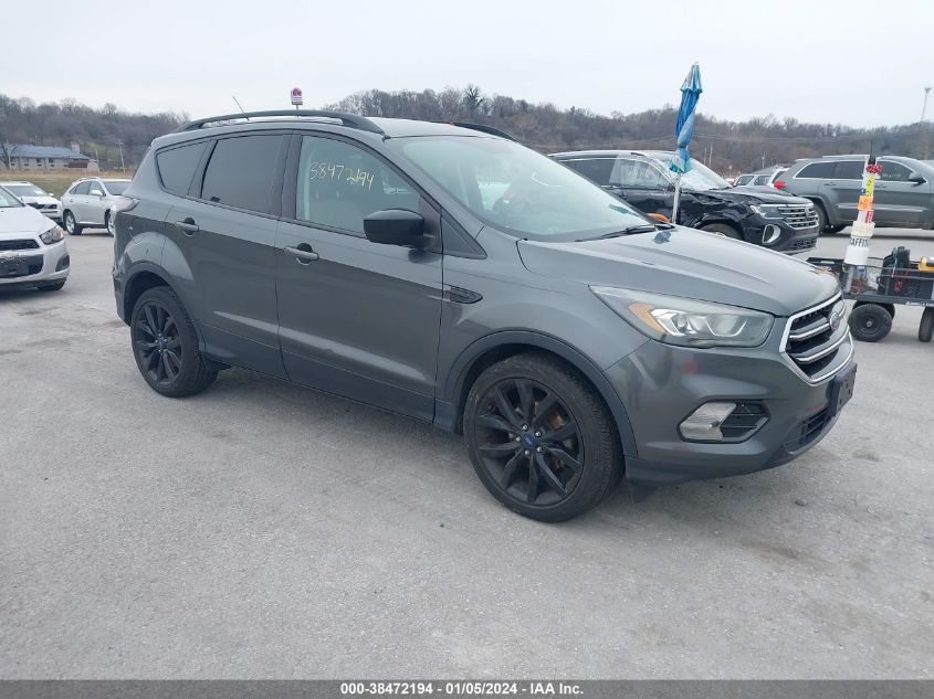 2017 FORD ESCAPE SE - 1FMCU0GD7HUA14035