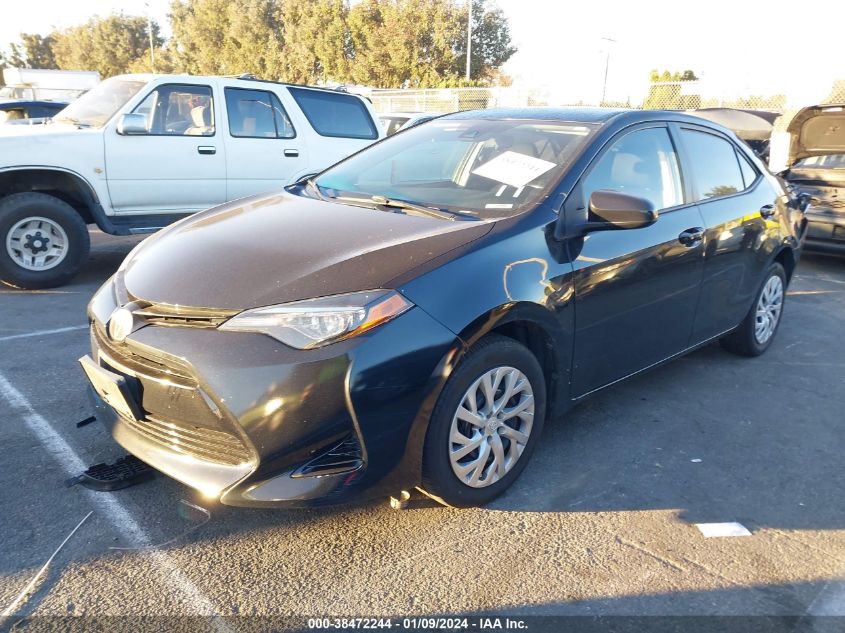 2018 TOYOTA COROLLA LE - 5YFBURHE8JP815135