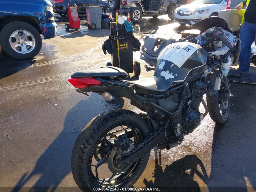 VIN JKAEX8B10HDA36486 2017 KAWASAKI EX300 B