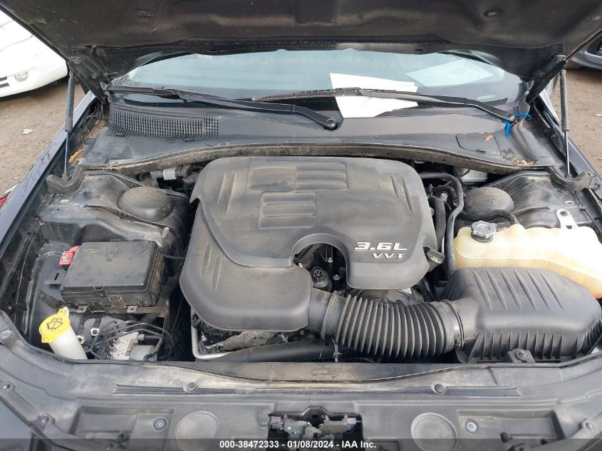2018 CHRYSLER 300 LIMITED - 2C3CCAEG6JH267127