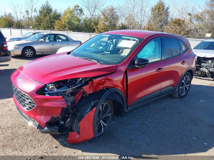 2021 FORD ESCAPE SE - 1FMCU0G61MUB06611