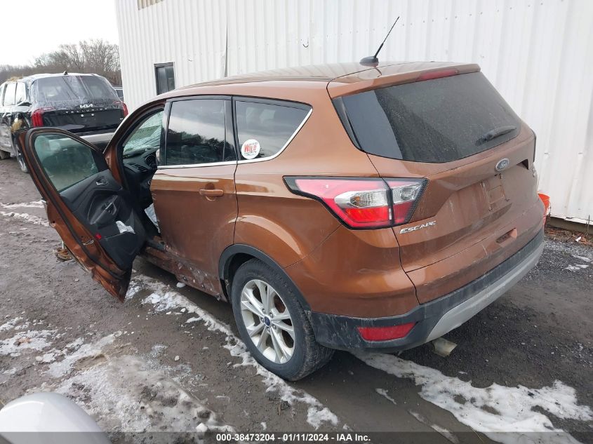 2017 FORD ESCAPE SE - 1FMCU9GDXHUD26175