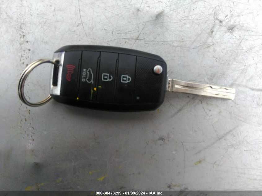 2015 KIA SOUL + - KNDJP3A51F7762295