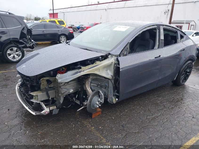 2022 TESLA MODEL Y LONG RANGE DUAL MOTOR ALL-WHEEL DRIVE - 7SAYGDEE0NF369947