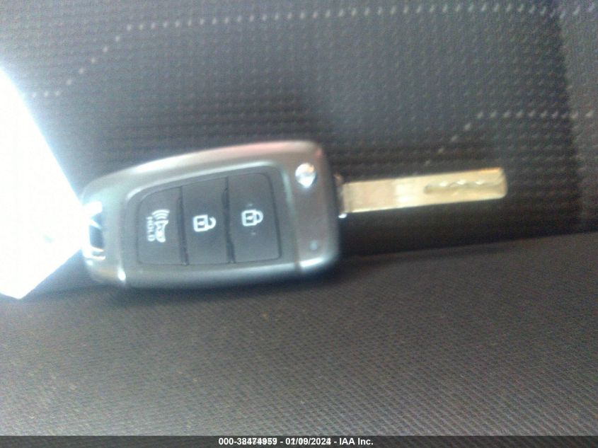 2020 HYUNDAI VENUE SE KMHRB8A3XLU044685