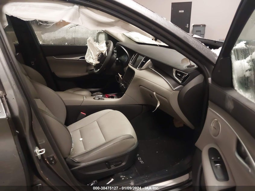 VIN 3PCAJ5BB0PF106439 2023 INFINITI QX50 LUXE